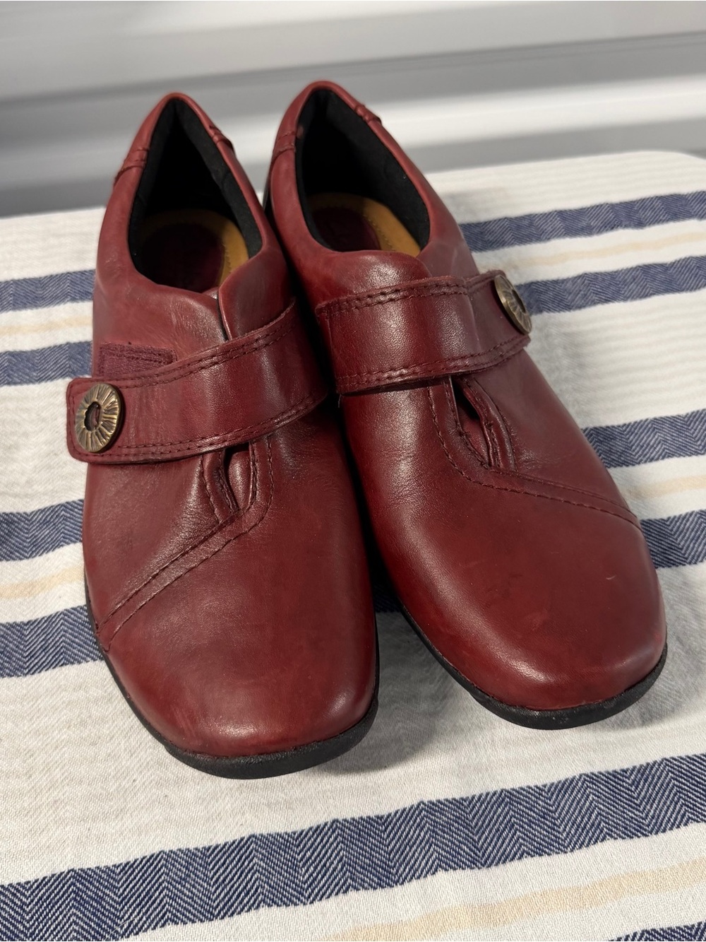 Clarks Artisan Red Leather Mary Jane Comfort Shoes Women’s 9.5M